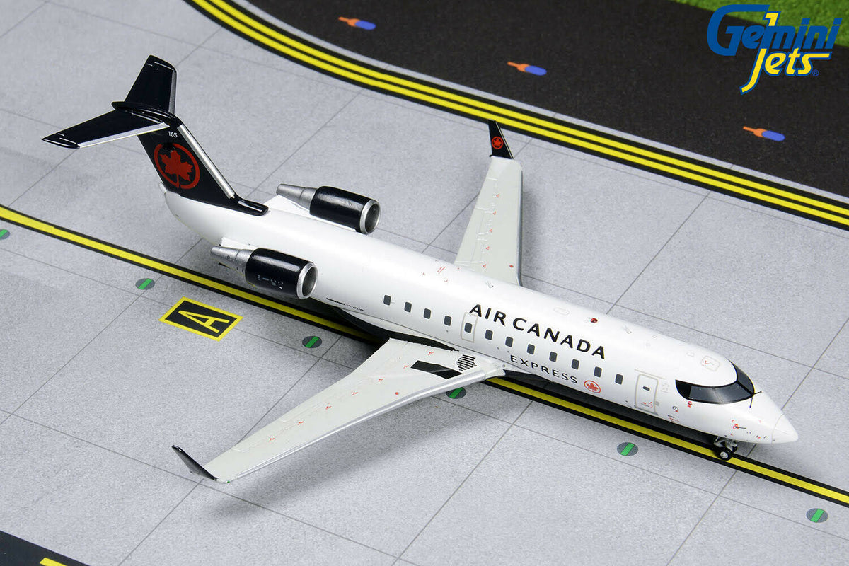 1/200 Air Canada Express CRJ200 G652