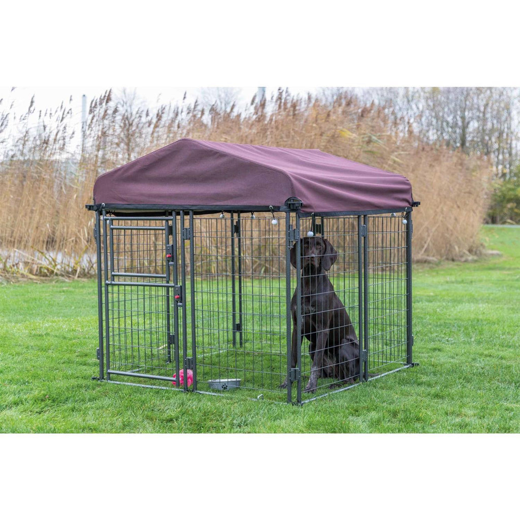 Deluxe Outdoor Dog Kennel with Cover K420