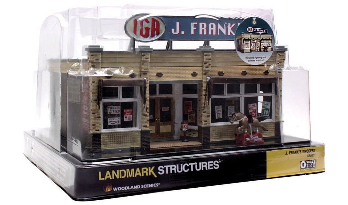 J. Frank's Grocery Built-Up Model Kit L813505