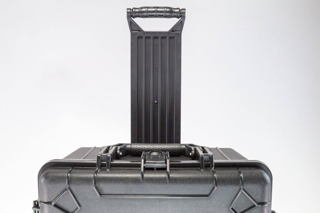 Black Hard Shell Rolling Storage Case I93222